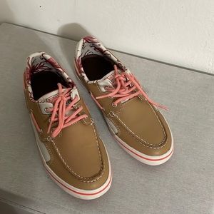 XtraTuff Salmon Sisters Shoes size 7.5